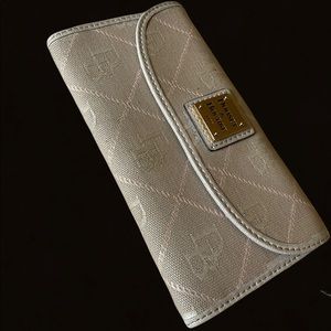 Dooney & Bourke Logo Print Wallet